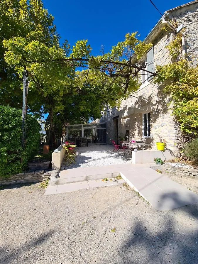 Bed and Breakfast La Bastide des Arts à Saumane-de-Vaucluse France