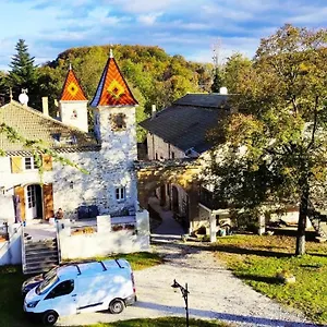 https://domaine-des-chabriers-drome.hotels-rhonealpes.com