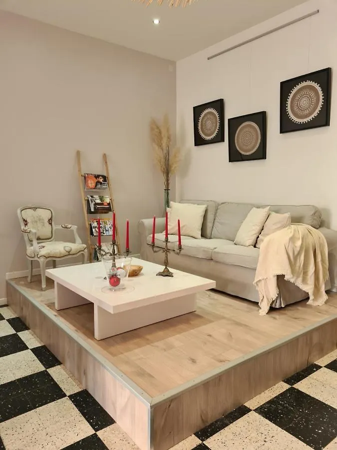 Bed and Breakfast La Bastide Des Arts Saumane-de-Vaucluse